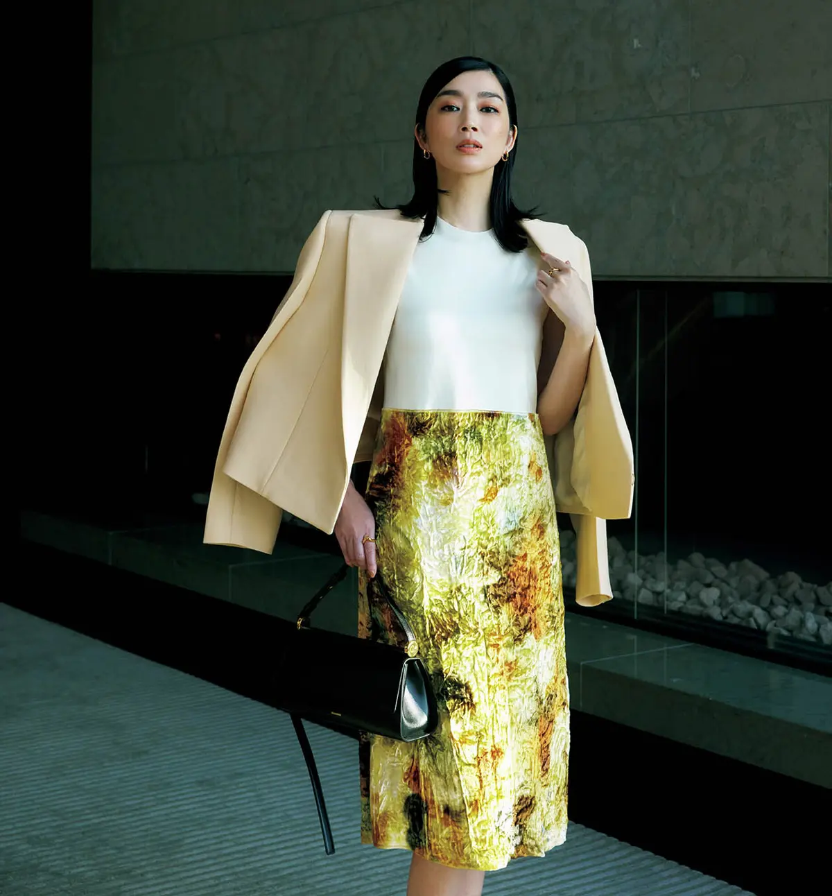 昼夜問わず場を華やがせる エモーショナルなプリント