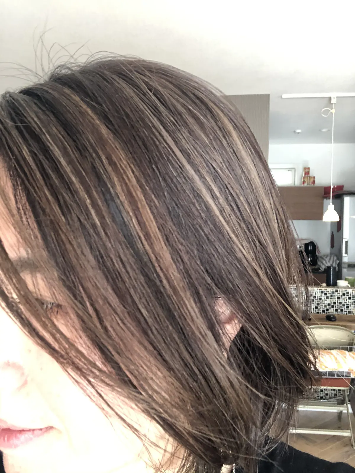 アラフィー世代　髪型　ヘアカラー