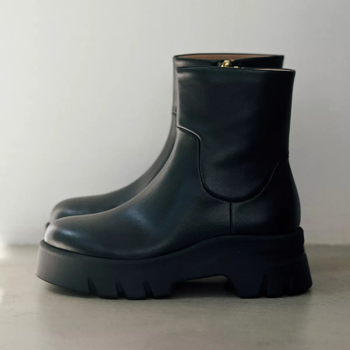 軽量でほっそり見えもかなう大人の快適ブーの画像_2