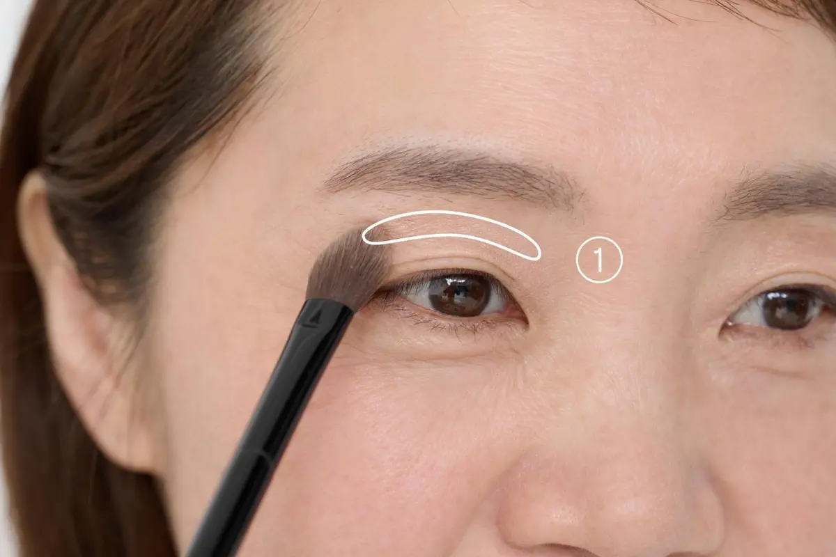 OurAge×Webエクラ アイシャドウパレットの使い方①