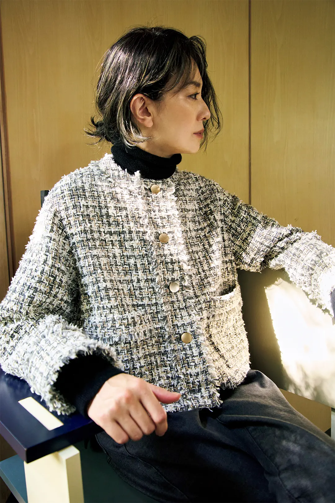 美しいファンシーツイードジャケットで日常を輝かせて