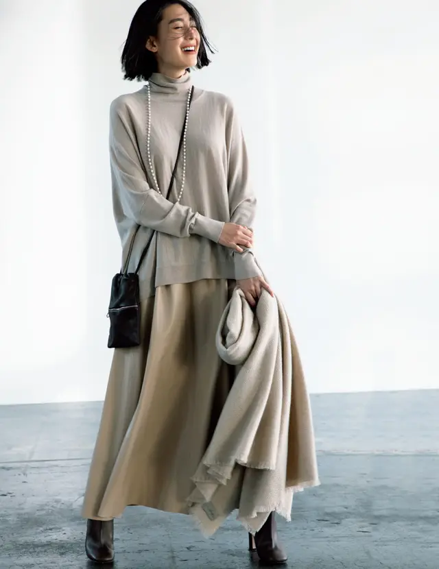 50代のしゃれ見えカラー『グレー』『ベージュ』の着こなしスタイル