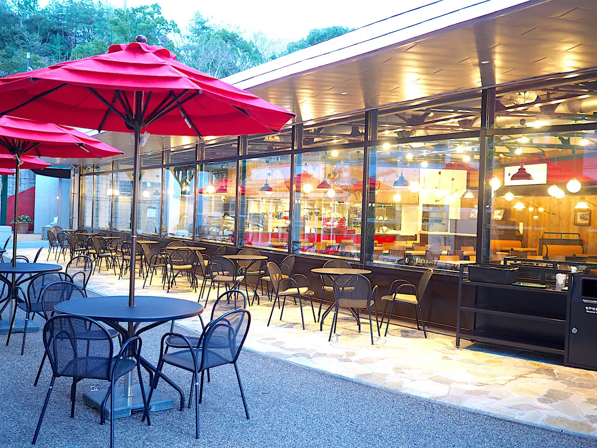 カフェ「大陸横断飛行」