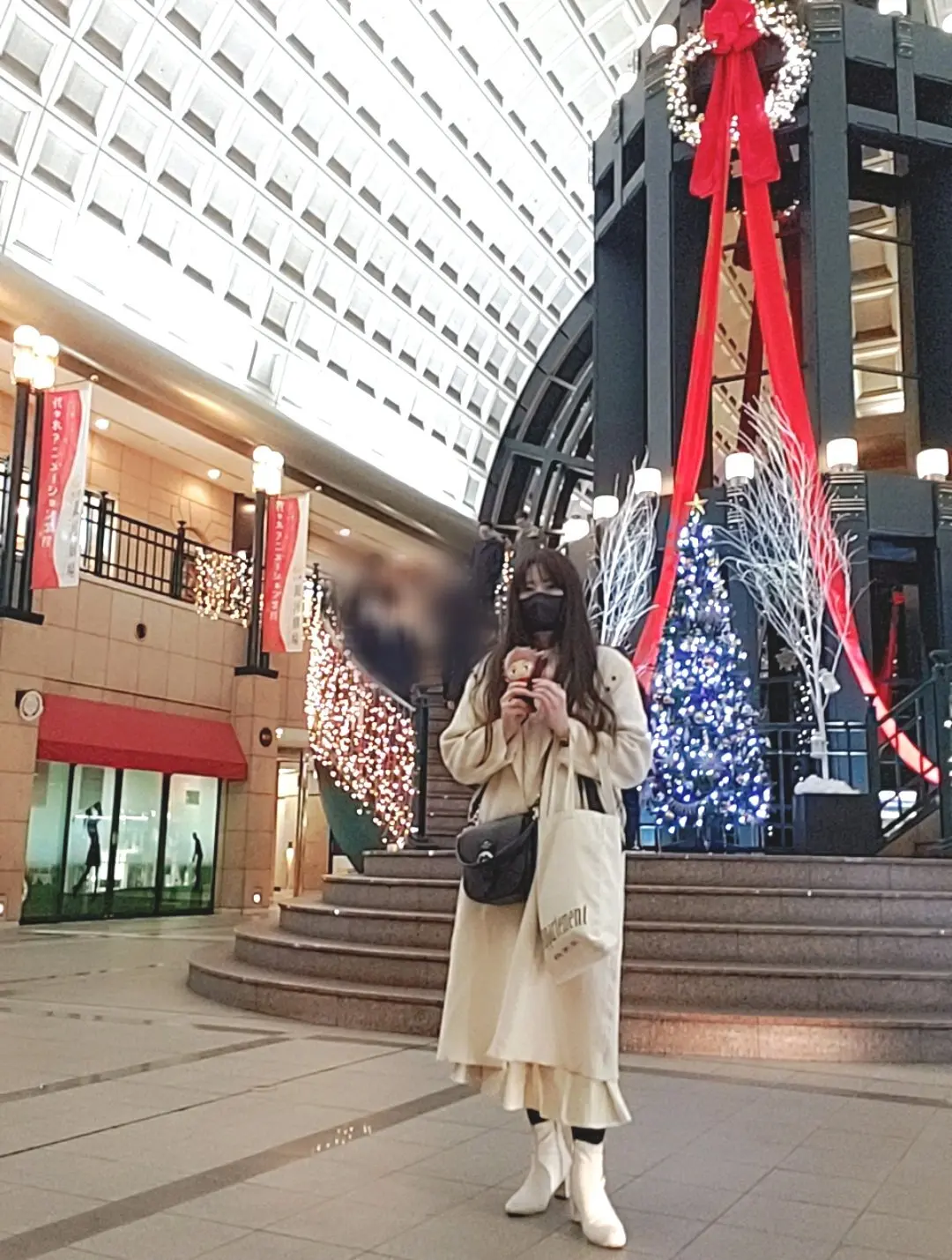 天王洲銀河劇場前