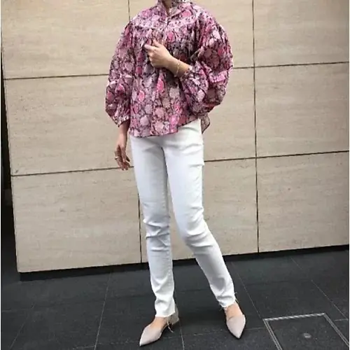 春のおでかけを華やかに！50代向け「ブラの画像_2