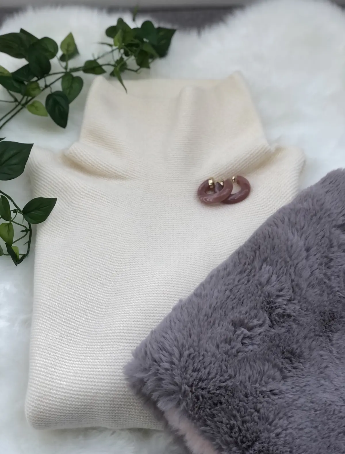 UNIQLOニット2枚でおうち時間をちょの画像_5