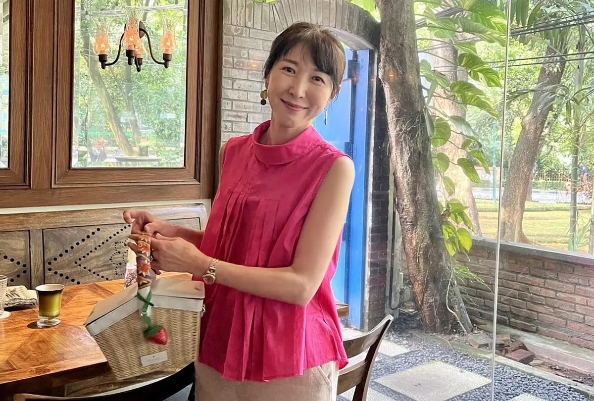 マルニブラウス