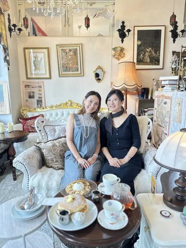 ロンハーマンのブラックワンピースと癒しのの画像_10