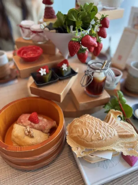 銀座へ娘とおでかけ♪苺が沢山の素敵すぎるの画像_4