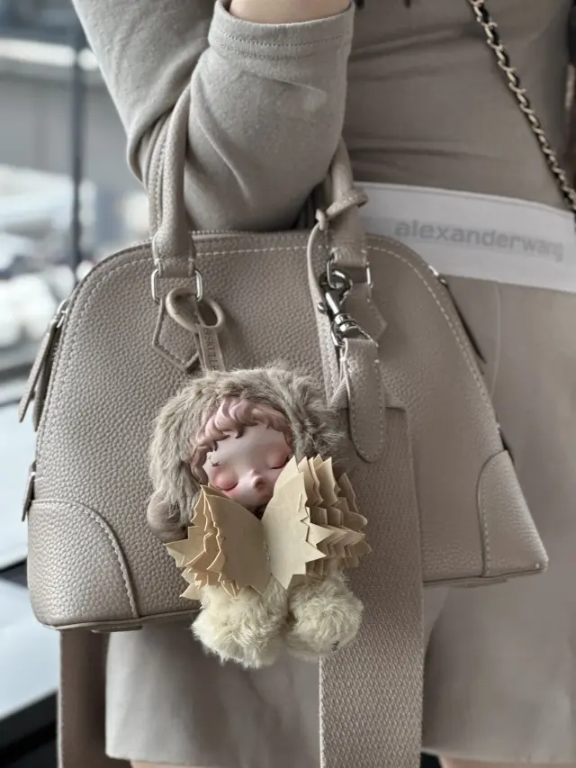 Parisにも馴染む、エクラでしか手に入の画像_8