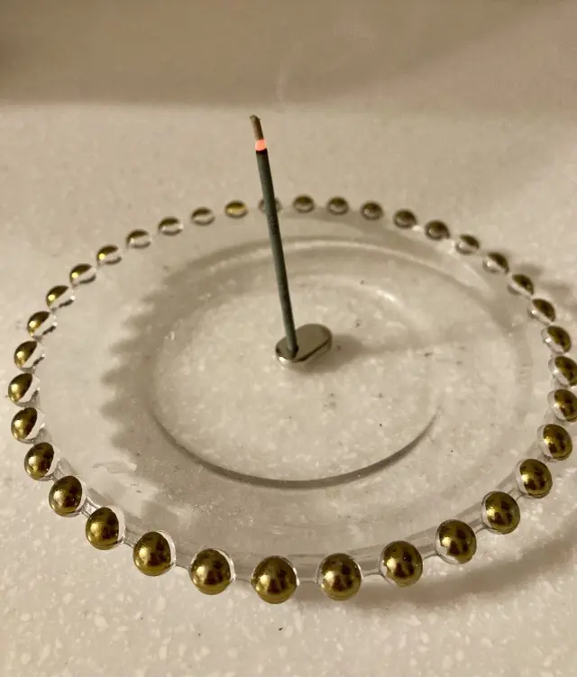 HIT MY SOUL 香木の香り。　marigotお香を焚く