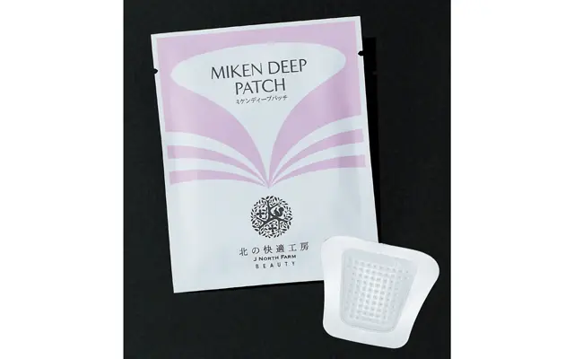 不機嫌顔がみるみる柔和に。眉間ジワにジャストフィット