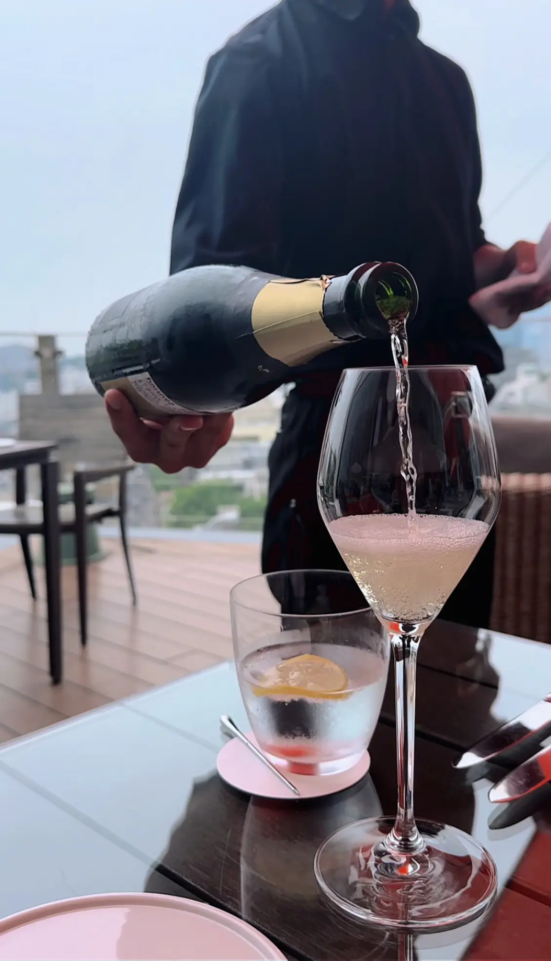 素敵なテラスがあるレストランで女子会ランの画像_4