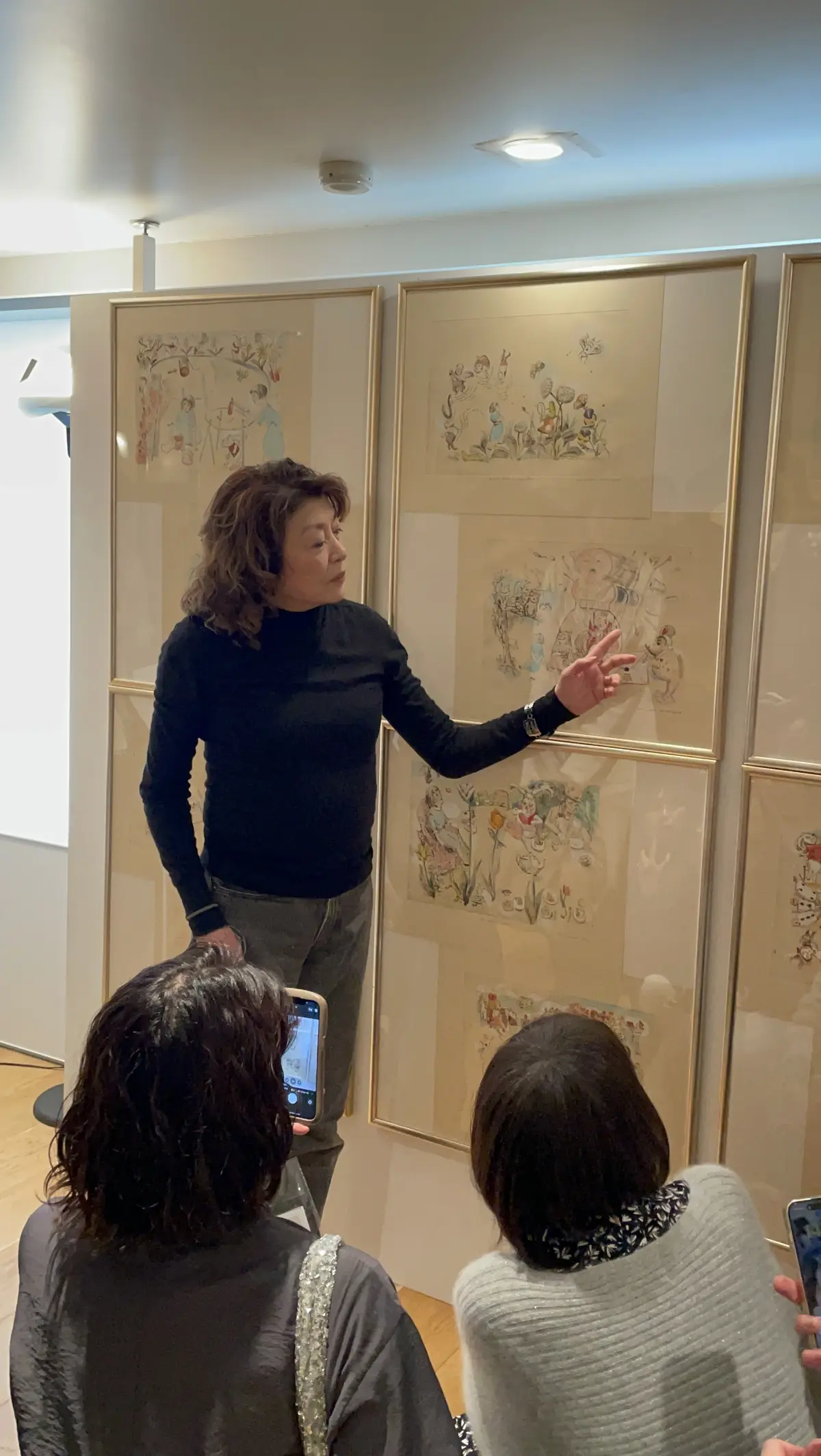 制作道具、早稲田、館内、早稲田大学、早稲田大学 国際文学館、村上春樹ライブラリー、銅版画作家、山本容子、作品展、山本容子版画展、不思議な国のアリス、山本容子さん