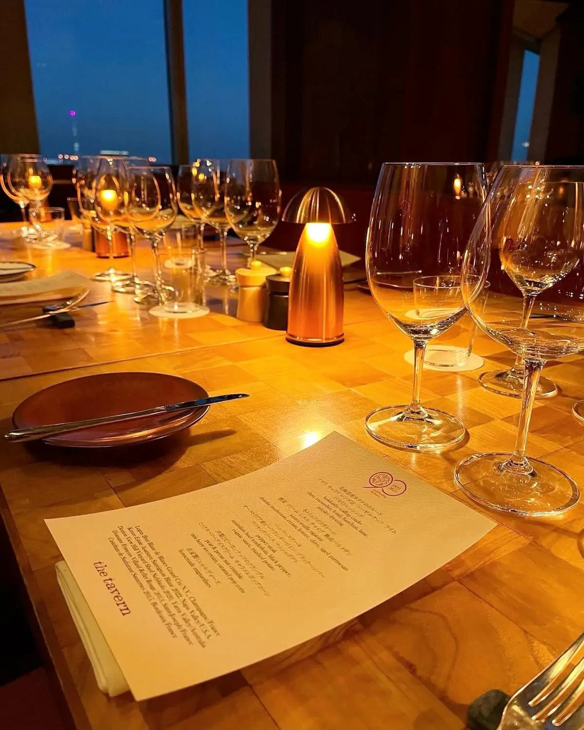 お着物を着てアンダーズ東京ホテルのワインの画像_5