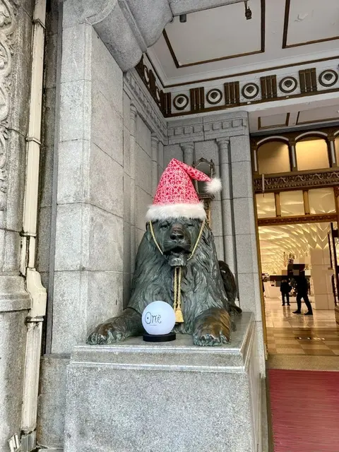 日本橋三越本店のライオン像