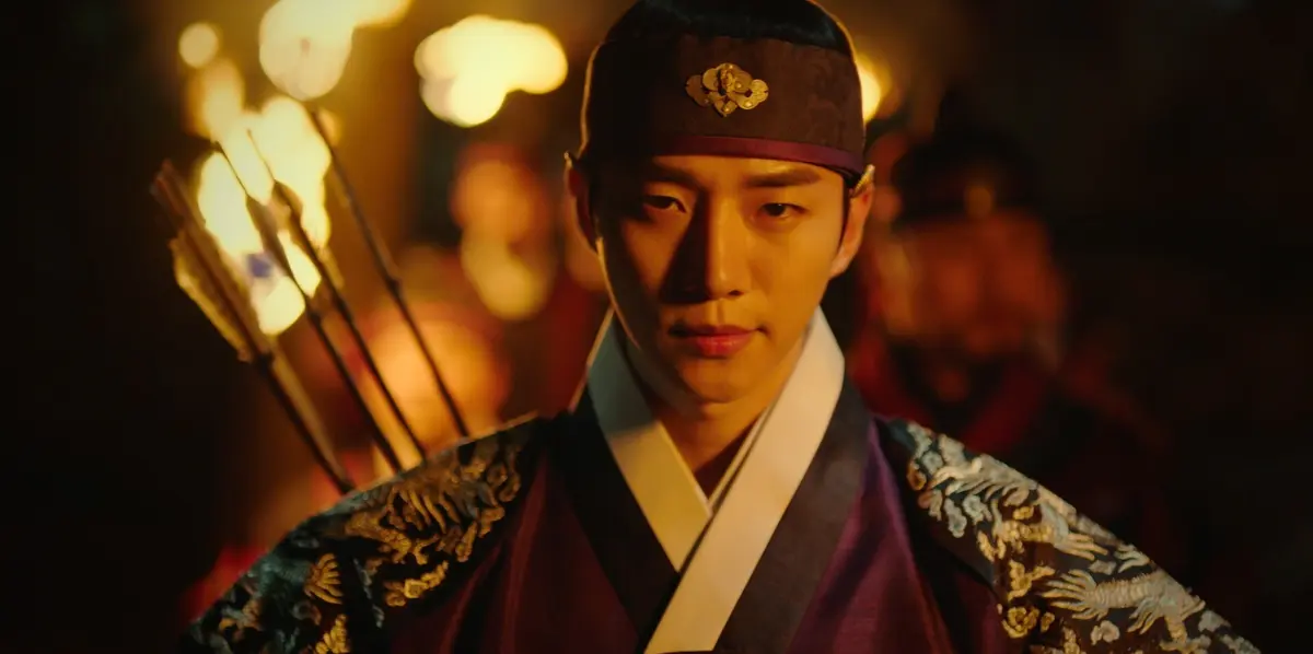 『赤い袖先』のジュノ