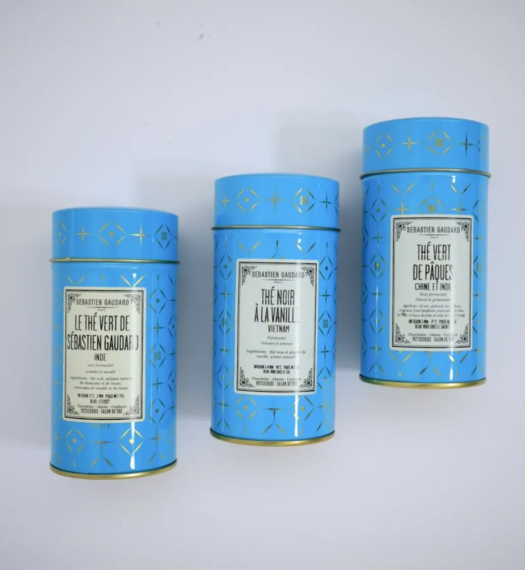 パリ　カフェ　SÉBASTIEN GAUDARD （セバスチャン・ゴダール）