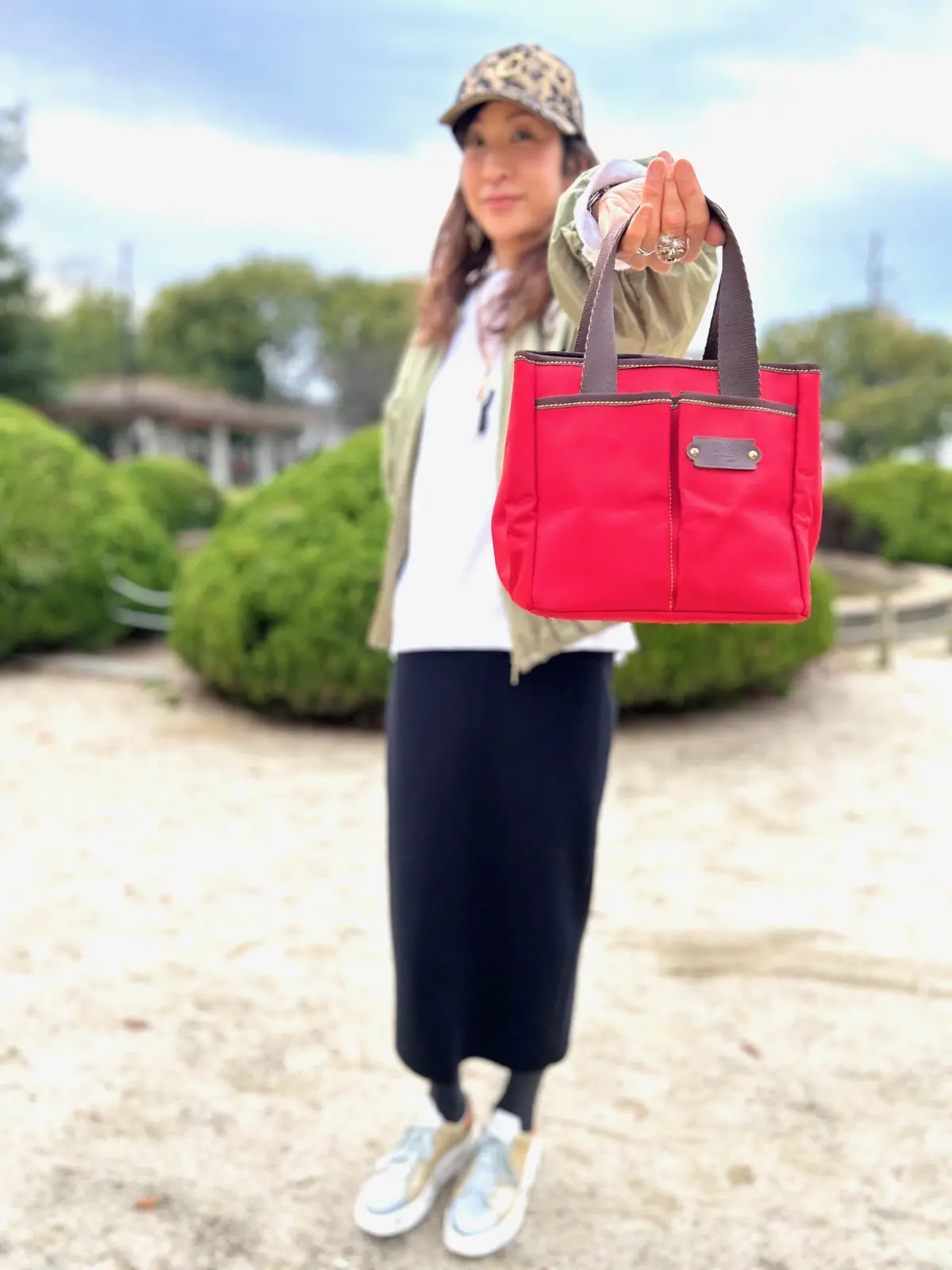 真っ赤なbagを持ってファミリー女子会にの画像_2