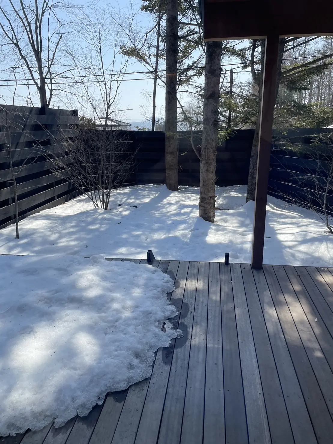 軽井沢ハウスヴィラ 檜風呂棟　ウッドデッキ