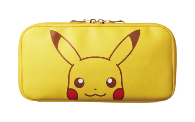 愛用中のポーチはなんとゲーム機の専用ケース。