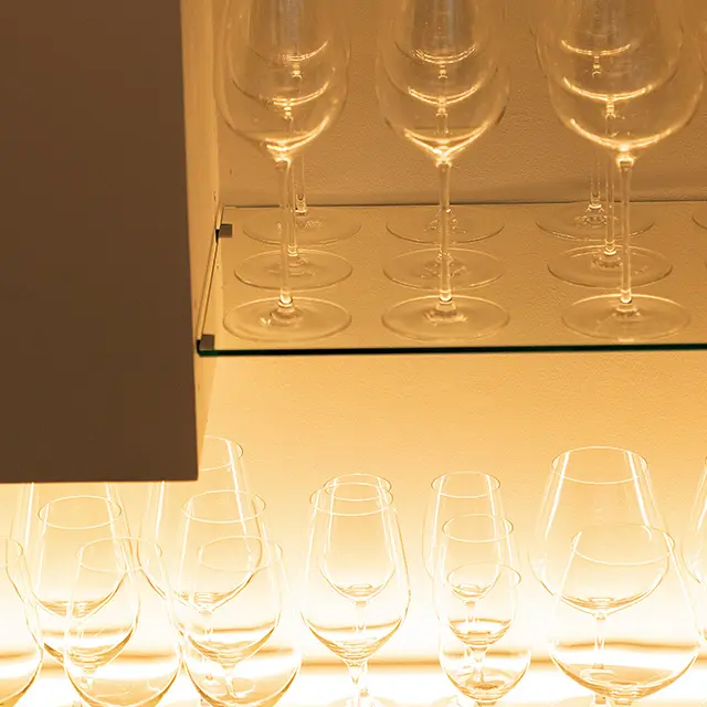 京都の四条にあるフュージョンレストラン「熙怡 kii」の店内