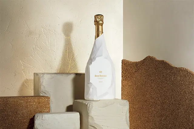 今回、クレイエルをオマージュ したデザインのギフトパッケージ も発売。