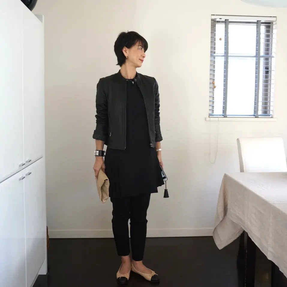 ZARAのプリーツミニワンピースの画像_3