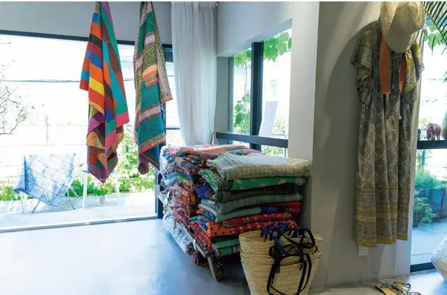 洗練のエスニックテイスト　Pasand by ne Quittez pas（パサンド バイ ヌキテパ）