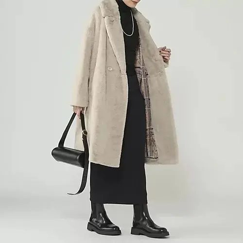 コート選びは「華やかさ重視」バイヤー厳選の画像_6