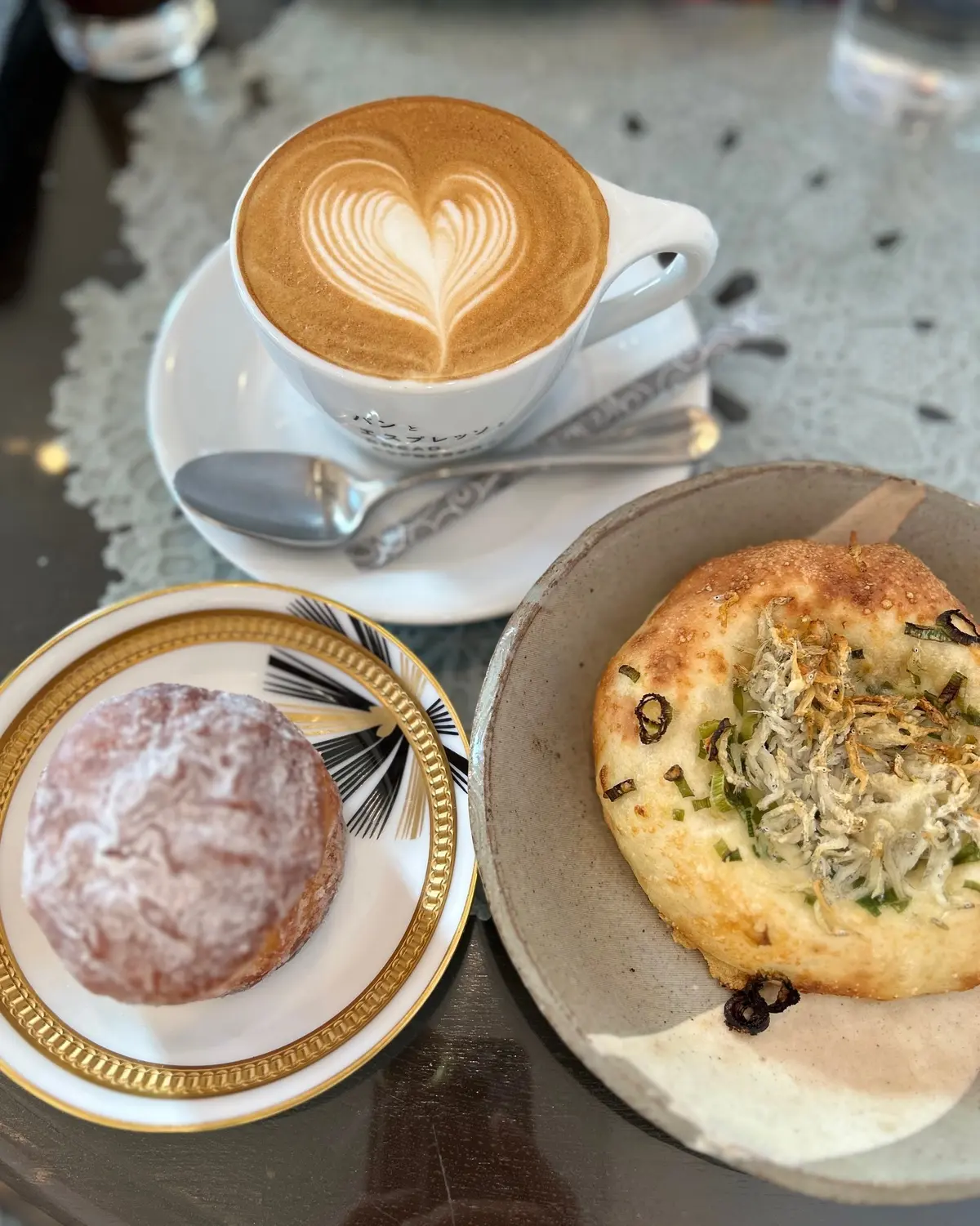 神戸と大阪の【パンとエスプレッソと】のカの画像_8