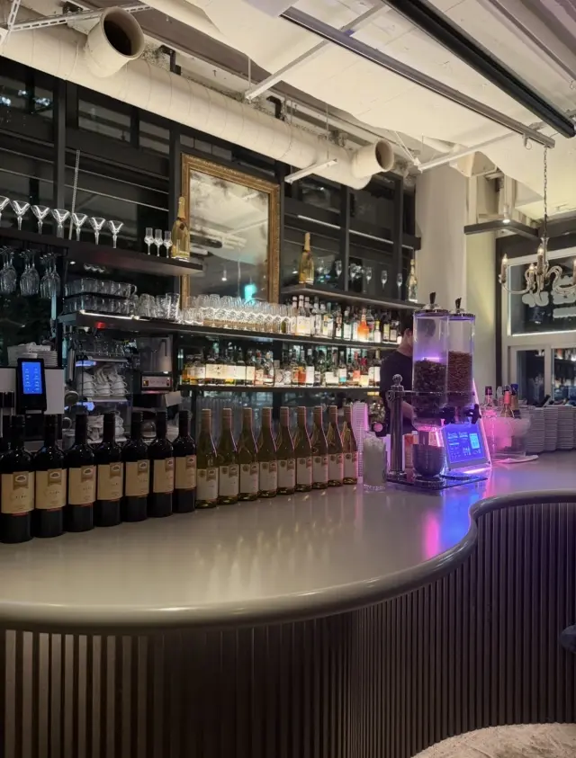 秋寒は無印良品の赤のトップスで温もりをチの画像_12