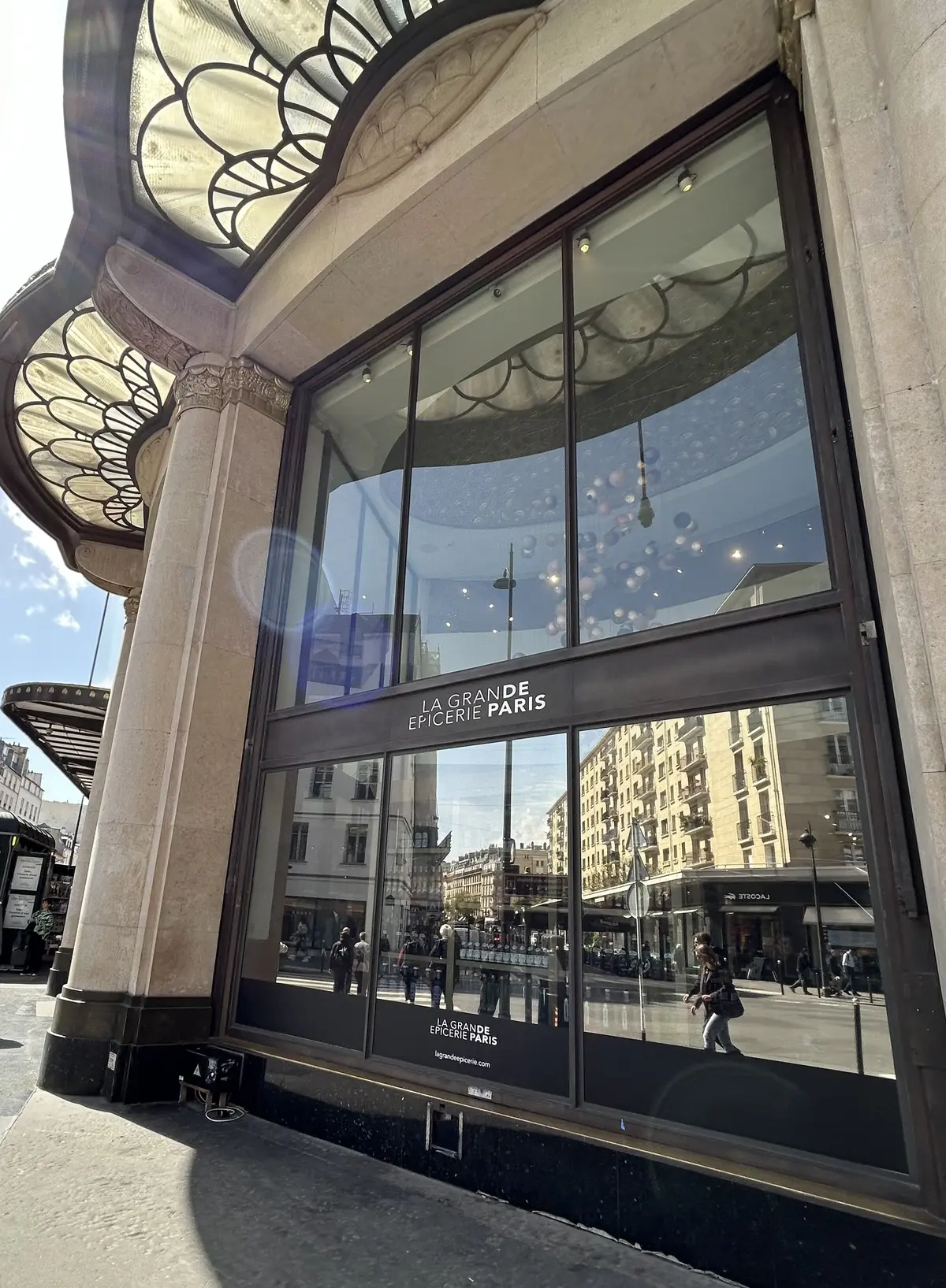 ボンマルシェ　食品館　パリ