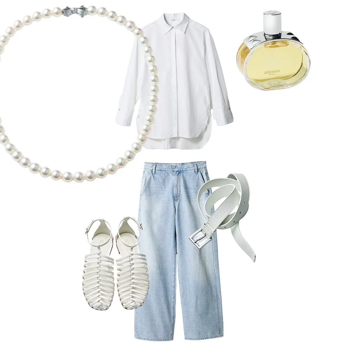 フェードデニムは白の小物で清潔感を。 すれ違いざまにもエレガンスをしのばせて