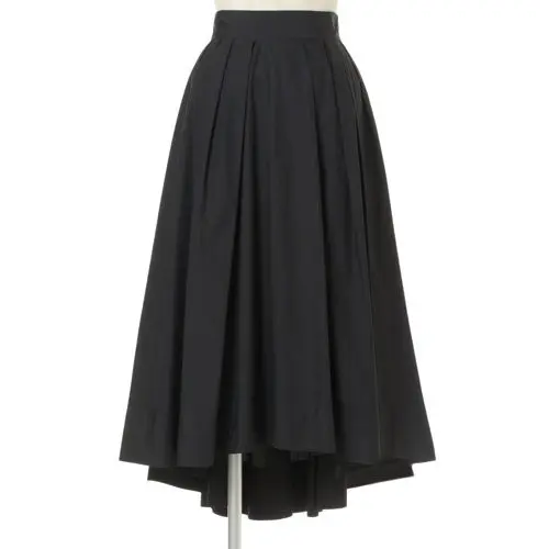 カジュアル感とクラシックなムードが共存「の画像_2