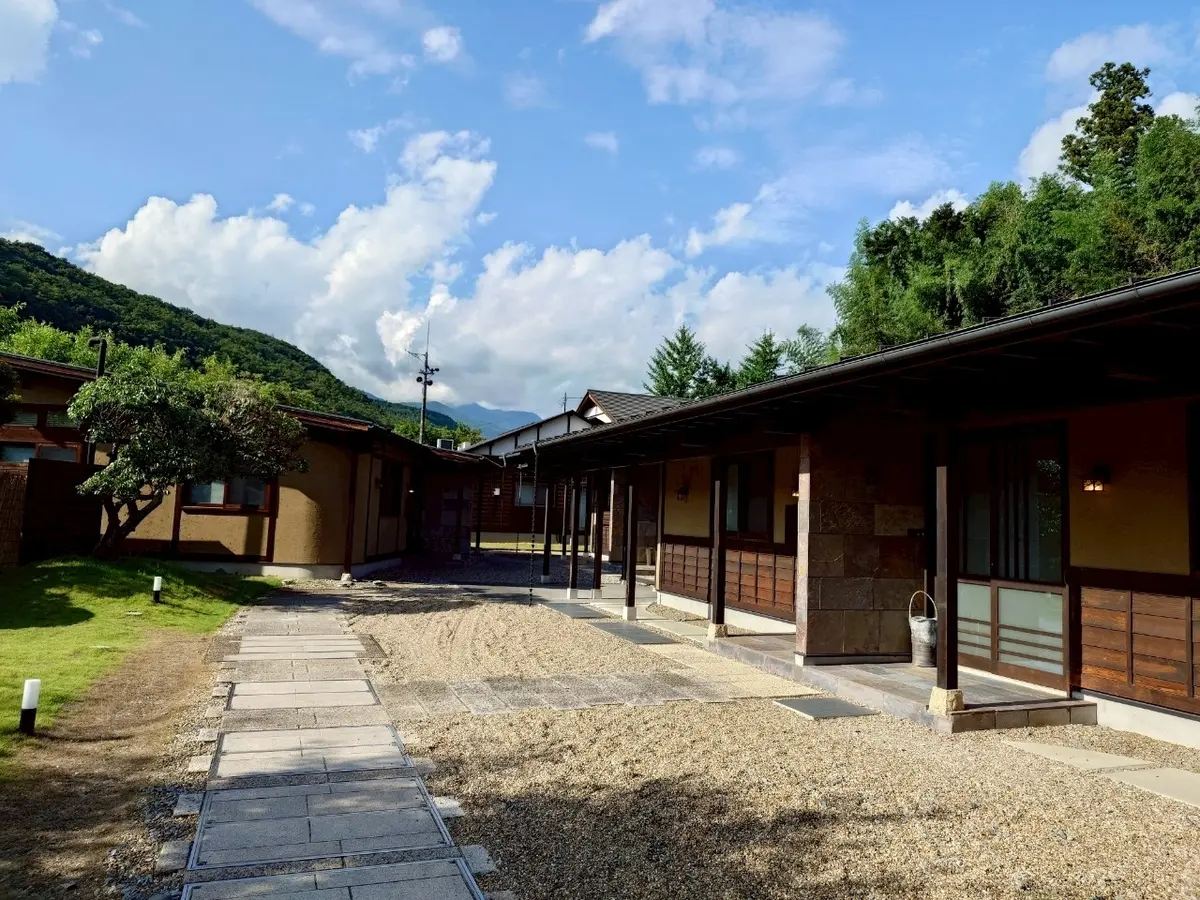 笛吹川温泉　坐忘