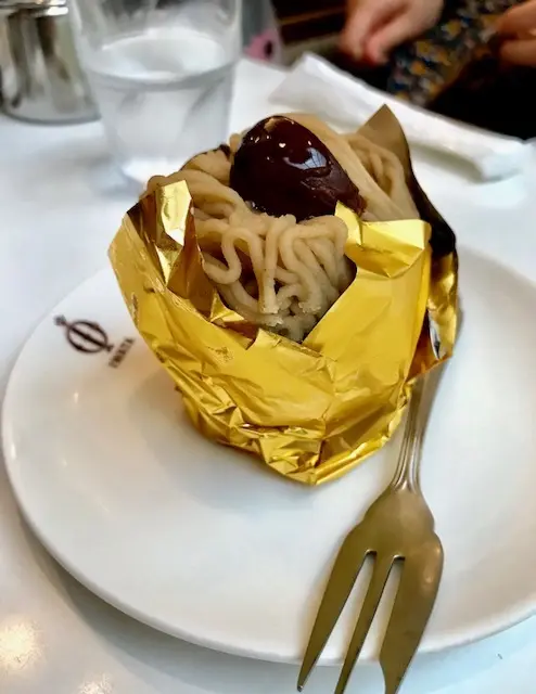 イワタコーヒー店のモンブラン