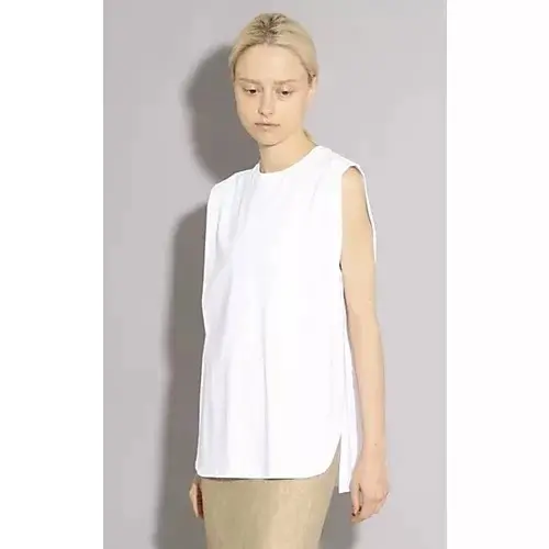 SACRA PREMIUM COTTON ノースリーブ ￥15,400