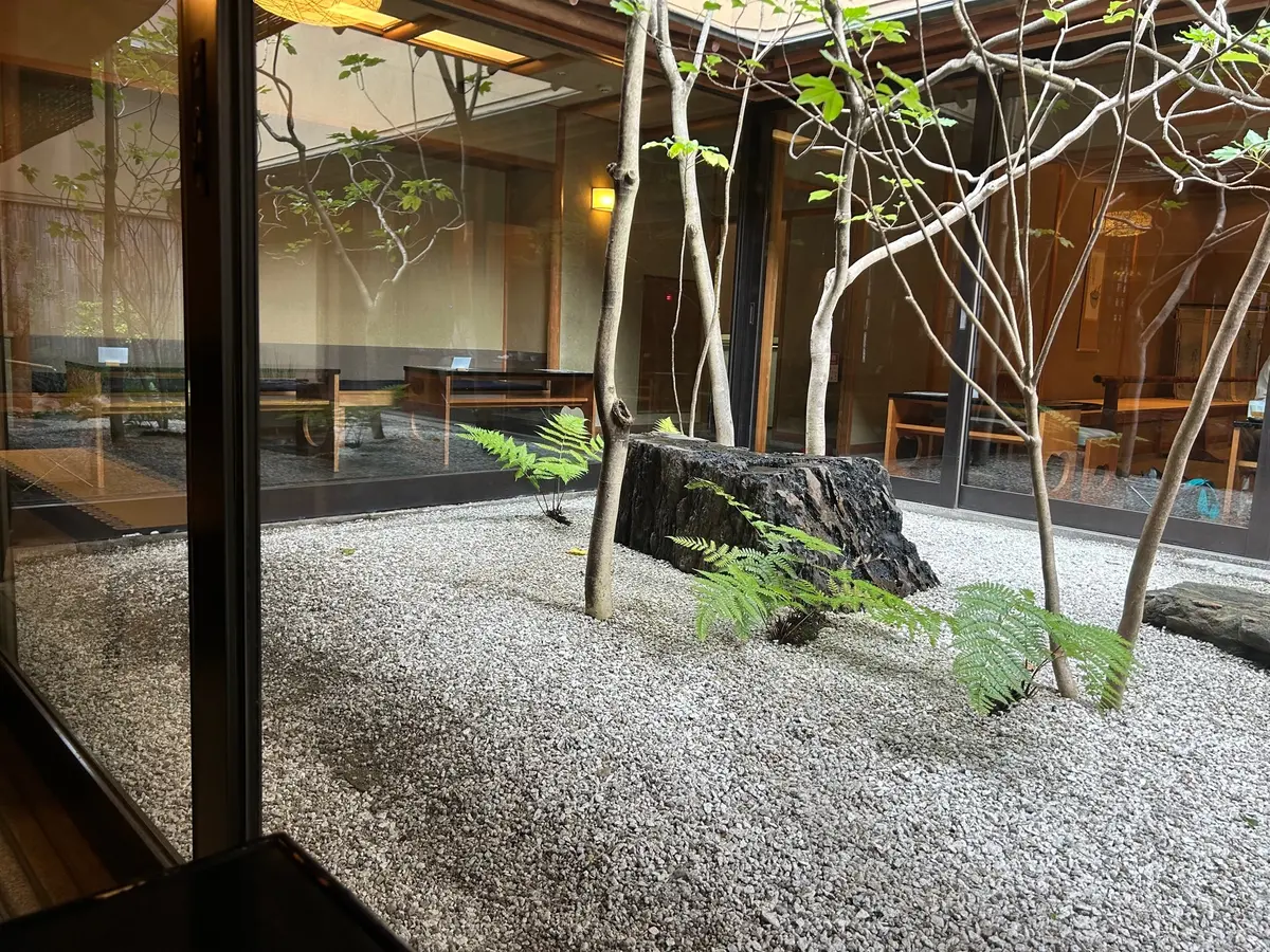 鶴屋吉信本店　お休み処