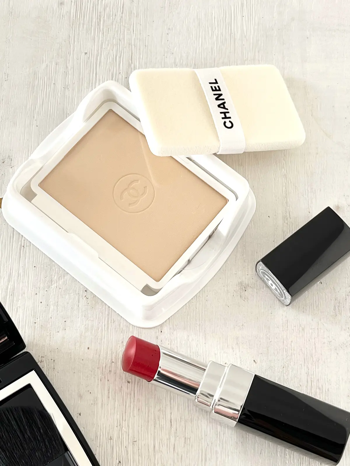 éclat エクラ　Jマダム　ブログ　北海道　札幌　トモコ　知子　デパコス　シャネル　ディオール　リップ　口紅　チーク　チュチュ