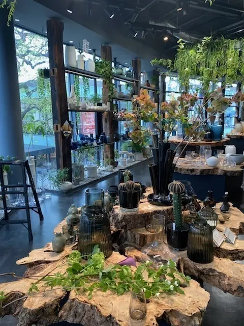 フラワーベース