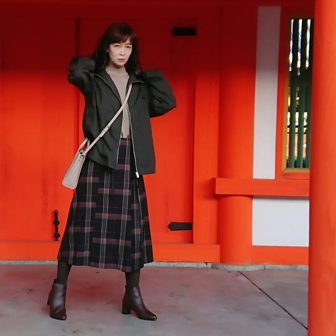 アウター  チェックスカート  ショートブーツ