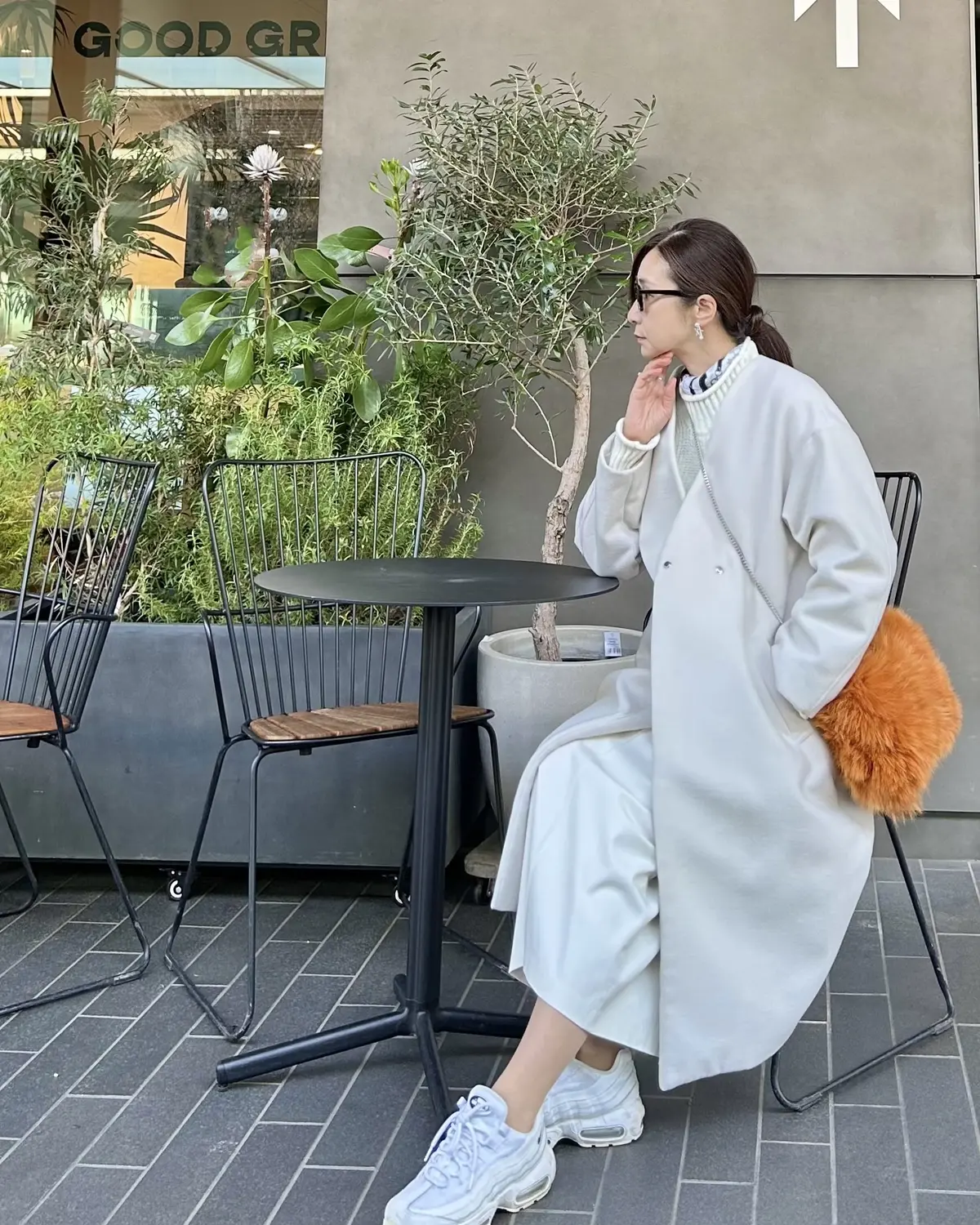 冬の洗練スタイル！オール〇〇コーデ3選の画像_2