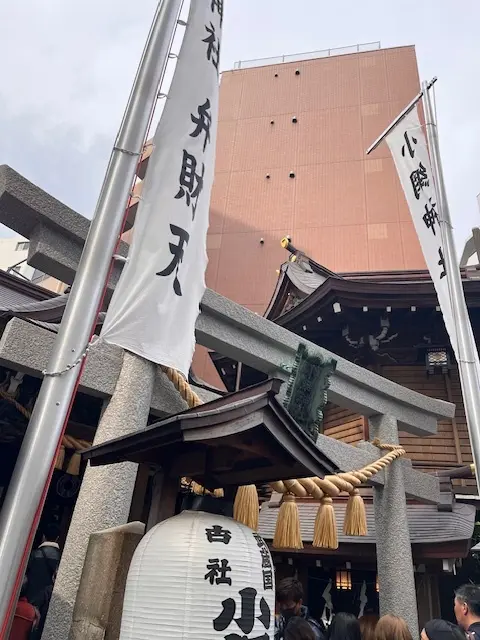 日本橋散策　有名神社と美味しいお土産とカの画像_1