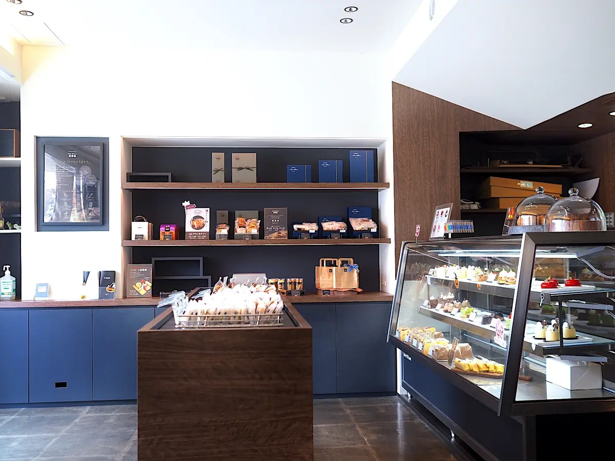 大人に似合うZARAのプリントTで秋パフの画像_9