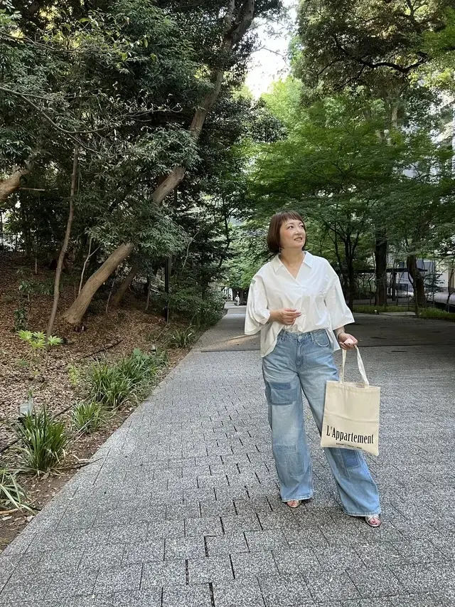 éclat 創刊16周年を記念して作られた特別付録　アパルトモン×エクラ 大人のロゴトートバック