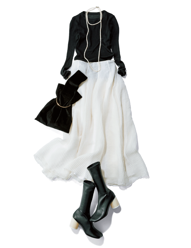 【大草さん】透ける素材感を組み合わせ、軽やかな女性らしさを表現