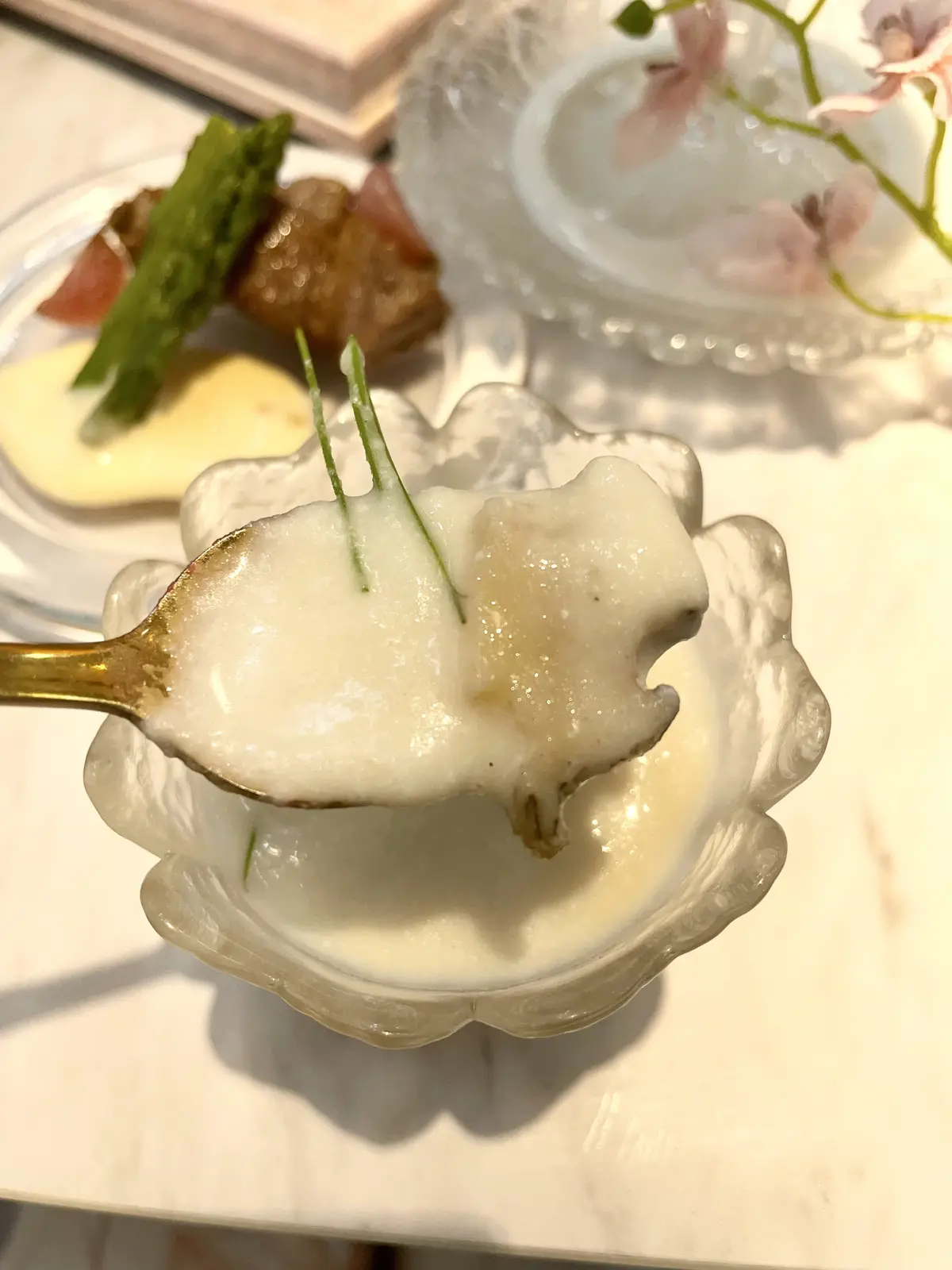 お花の世界が素敵！美味しい桃のアフタヌーの画像_10