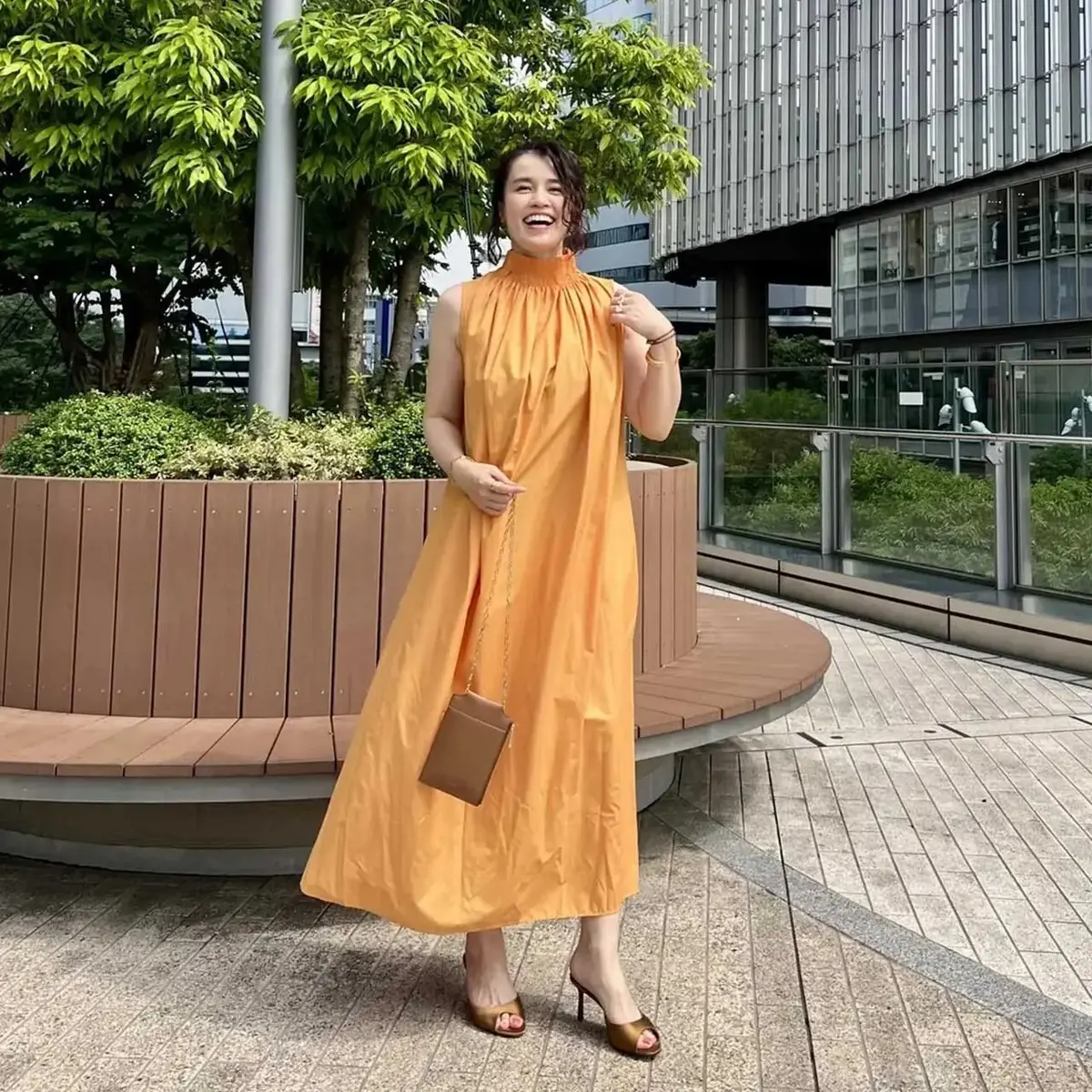 50代の夏の装いを彩る！一枚で決まって着心地も快適な「ワンピースコーデ」15選