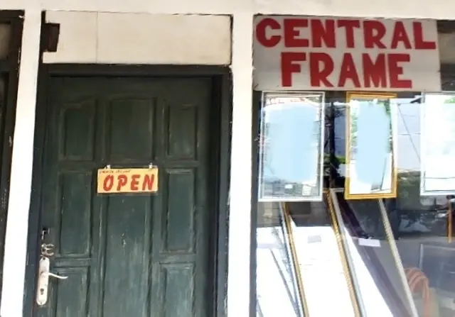 セントラルフレーム　ジャカルタ